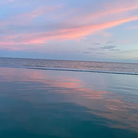 Sirius House 公寓 *