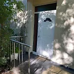 Sirius House 아파트